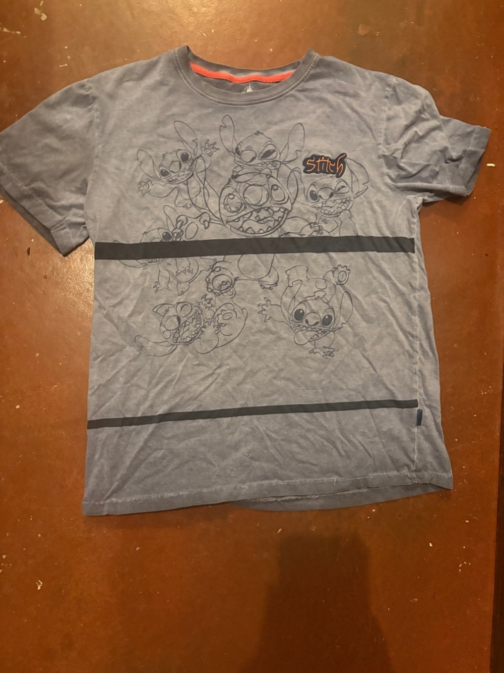 Disney Blue Stitch Illustration Short Sleeve Tee